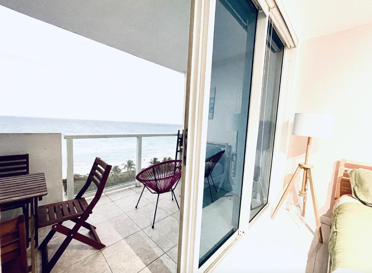 Balcony Direct Ocean Front. Free Valet Parking. Right At Ocean. Apartamento Miami Beach Exterior foto